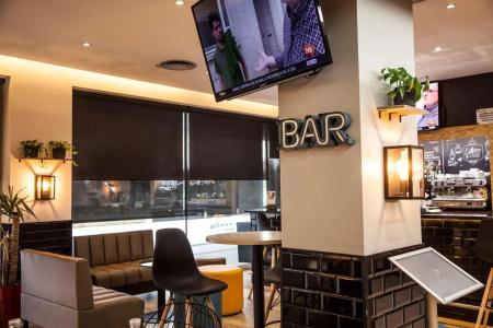 Travelodge Barcelona Cornellà Fira - 17