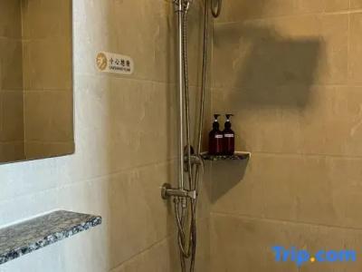The Golden Ville Boutique & Spa - 96
