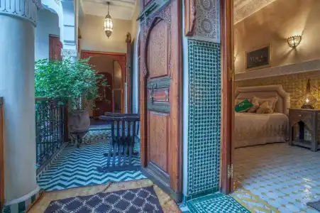 Riad Laurence Olivier - 108