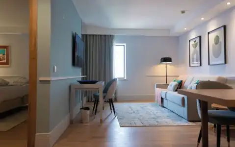 VIP Executive Suites do Marques - 75