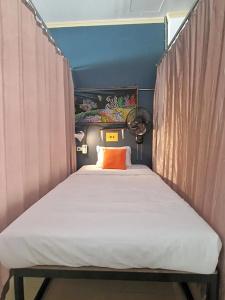 Lemonade Boutique Inn - 31
