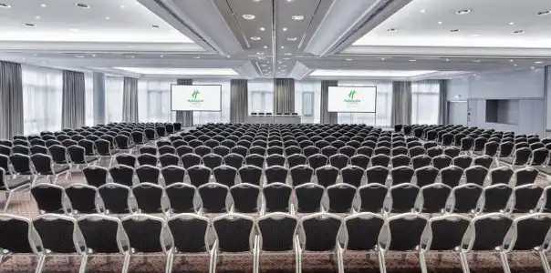 Holiday Inn Munich City Centre - 12