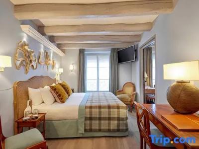 Le Relais Montmartre - 120