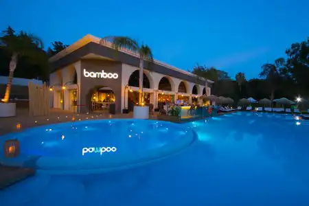 Bamboo Suites Adults Only - 10