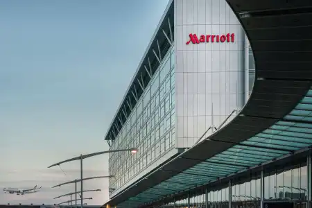 Montreal Airport Marriott In-Terminal - 18