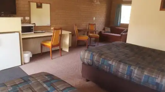 Hepburn Springs Motor Inn - 36