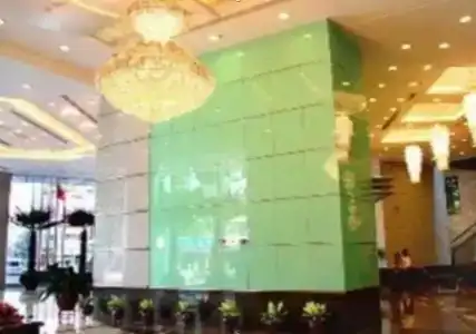 Skyline Plaza - 10
