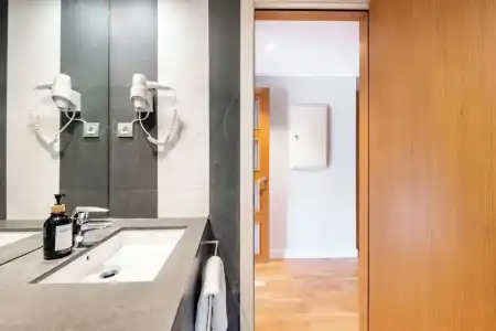 AinB Sagrada Familia Apartments - 204