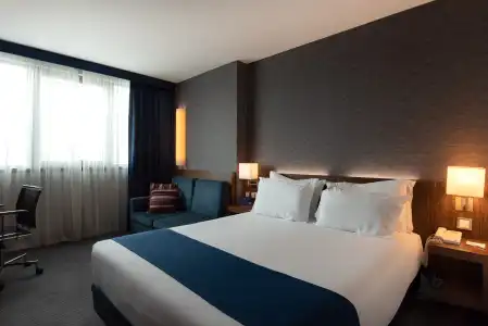 Holiday Inn Express Lisbon Airport by IHG - 3