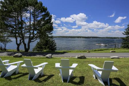 Spruce Point Inn - 23