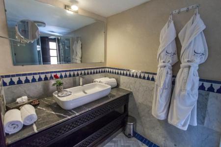 Riad Braya - 44