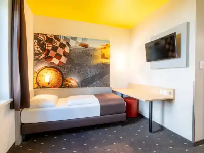 B&B Stuttgart-Zuffenhausen - 4