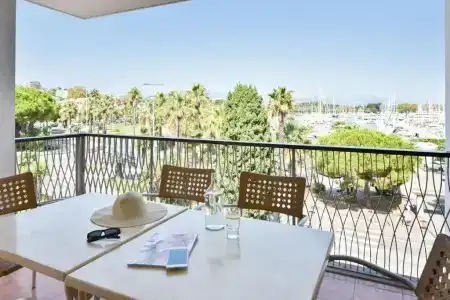 Résidence Pierre & Vacances Premium Port-Prestige - 76