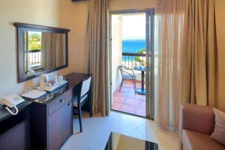 Blue Waves Resort - 58