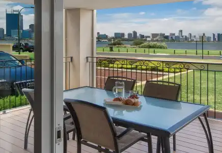 The Peninsula Riverside Serviced Apartments - 14
