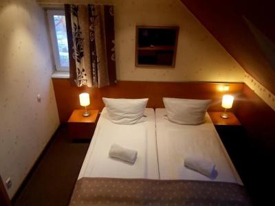 Vineyard Inn - 2