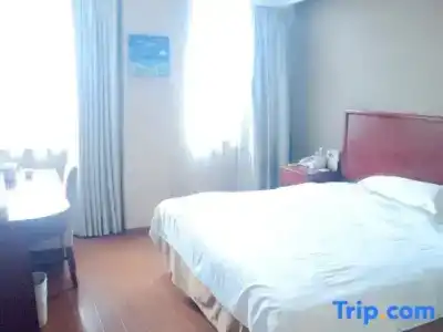 GreenTree Inn Shanghai Songjiang Xinqiao Jiuxin Road Express - 51