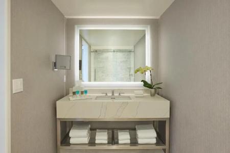 Hyatt Regency Newport Beach West - 47