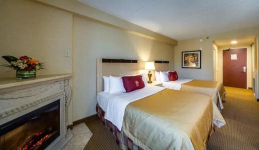 Monte Carlo Inn Barrie Suites - 35