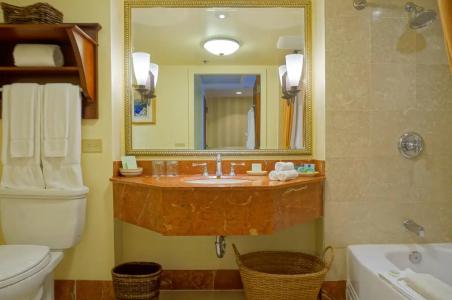 Monterey Plaza and Spa - 9