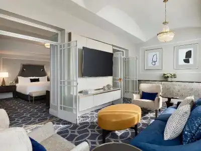 Fairmont Vancouver - 84