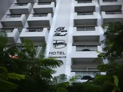Pier Beach Apartments - 27