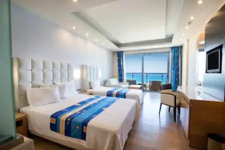 Konstantinos Palace - 36