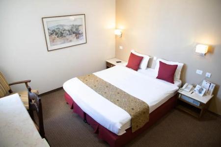 YMCA Three Arches - 60