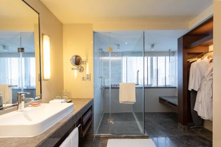 Crowne Plaza GUANGZHOU CITY CENTRE by IHG - 9