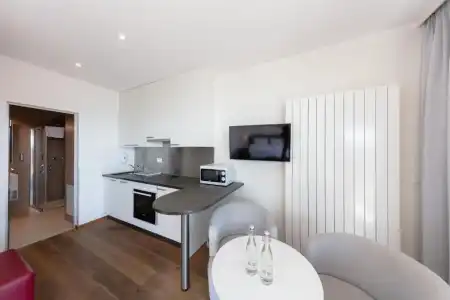 Hôtel de la Rouvenaz - 76
