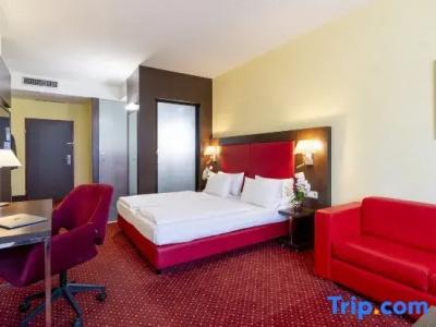 Plaza Premium Salzburg - 153