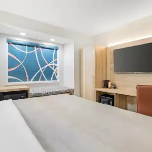 Quality Inn & Suites - 25
