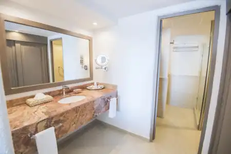 Sunscape Cancun Resort & Spa - 8