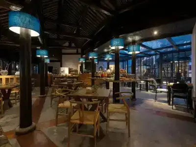 Blossom Hill Inn · Shantang - 16