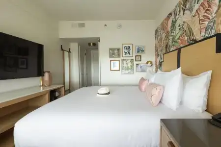 Crowne Plaza Key West-La Concha - 44