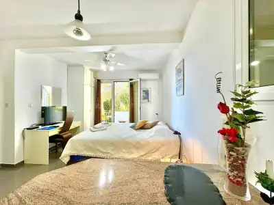 Sun Rose Apartments - 238