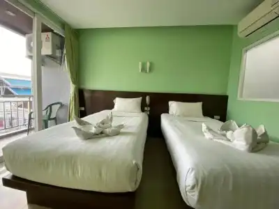 77 Patong & Spa - 95