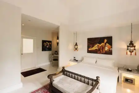 At Niman Conceptual Home - 34