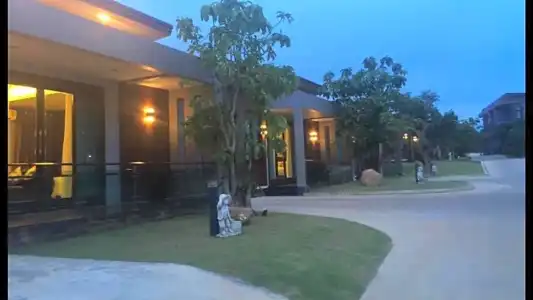 Nutchana Hill Boutique - 69
