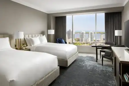 The Ritz-Carlton, Toronto - 42