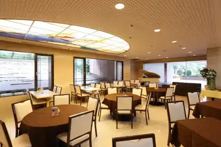 Hiroshima Garden Palace - 14