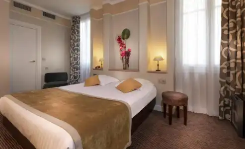 Hôtel du Bois Champs-Elysées - 174