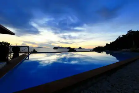 Koh Ngai Cliff Beach Resort - 13