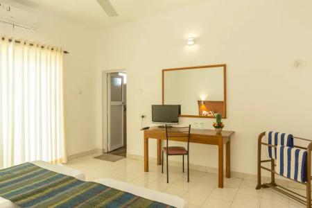 Tamarind Tree Inn. - 26