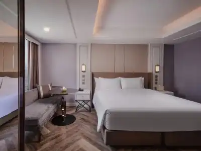 Aira Bangkok Sukhumvit 11 by Kingstons - 6