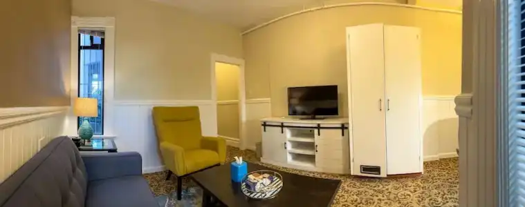 City Center Inn & Suites - 59