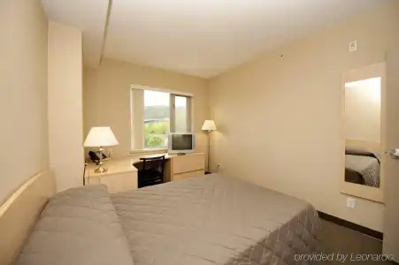 Residence & Conference Centre - Kamloops - 3