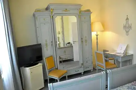 Hôtel de France - 46