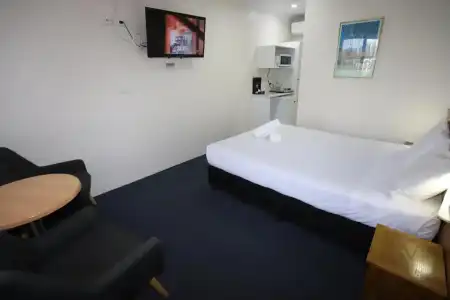Reign Inn Newcastle - 145