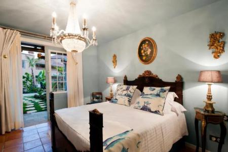 Hacienda de Abajo - Adults Only - 89